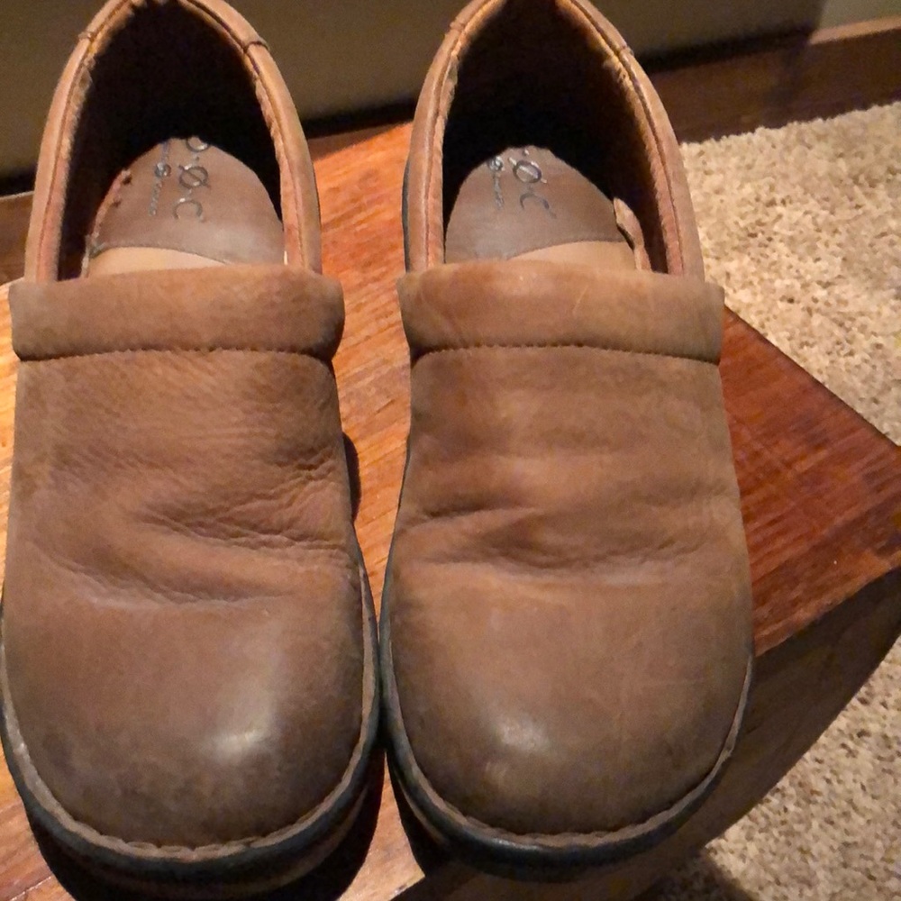 Boc leather shoes